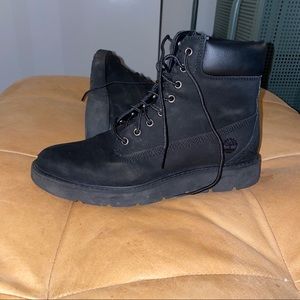 WOMENS BLACK LIGHTWEIGHT TIMBERLANDS
